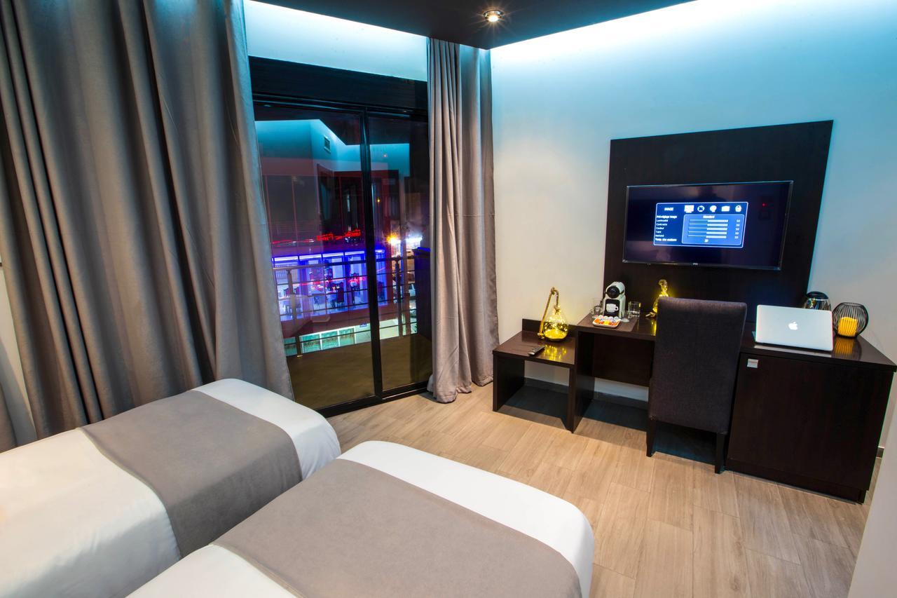 Calypso Home Oran Aïn El Turk Buitenkant foto