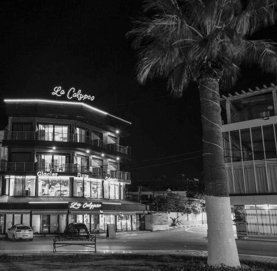 Calypso Home Oran Aïn El Turk Buitenkant foto